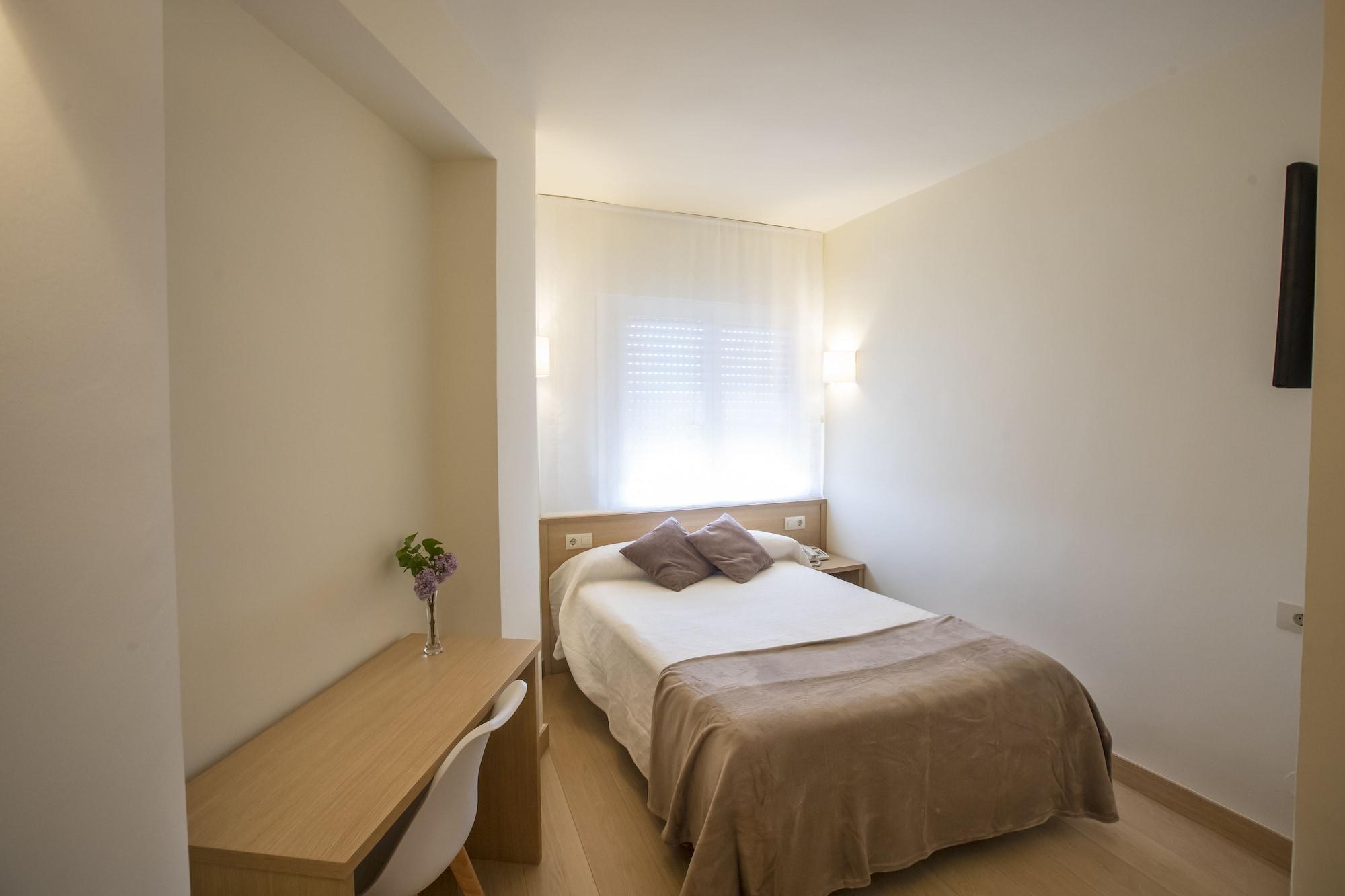 Hotel Ciudad De Calahorra Exteriör bild