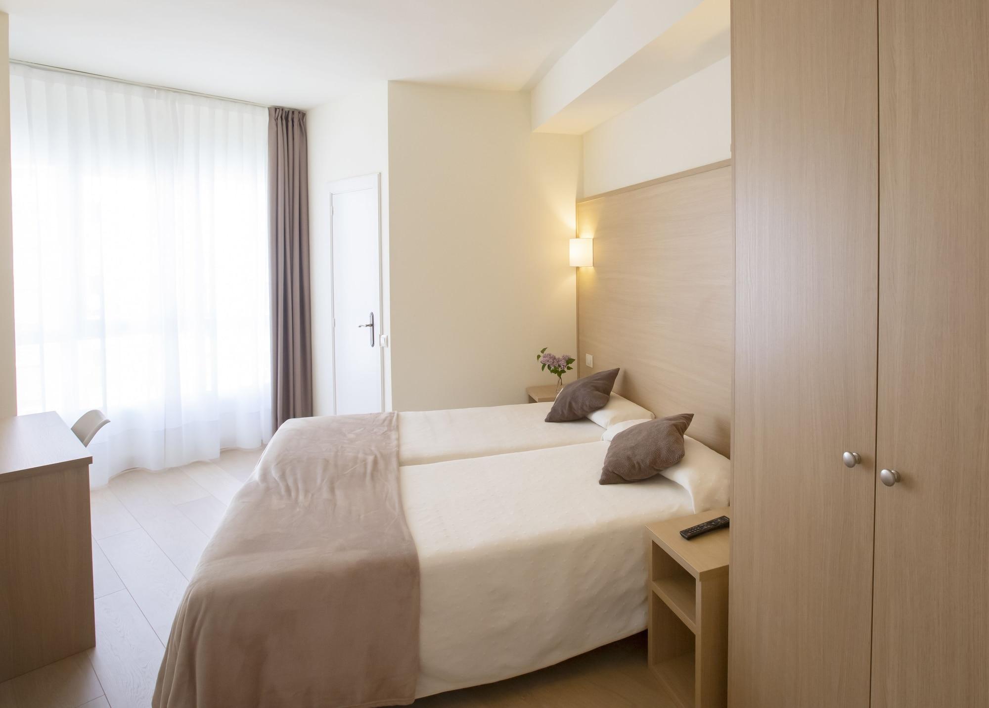 Hotel Ciudad De Calahorra Exteriör bild